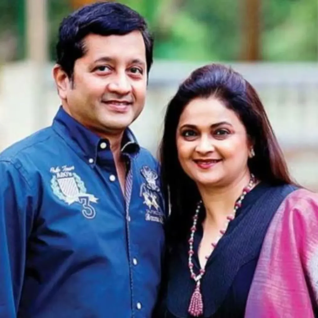 Deepti Salgaonkar Husband Dattaraj Salgaonkar