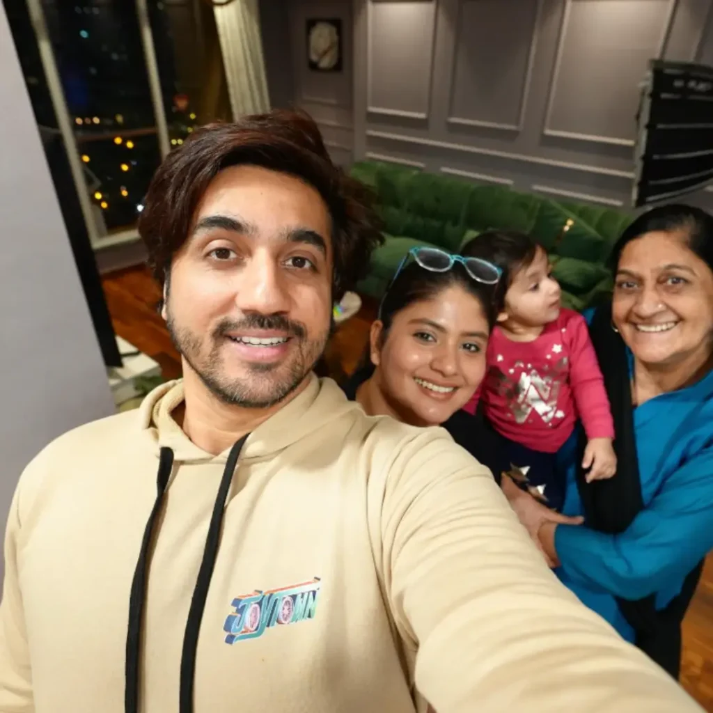 Mumbiker Nikhil